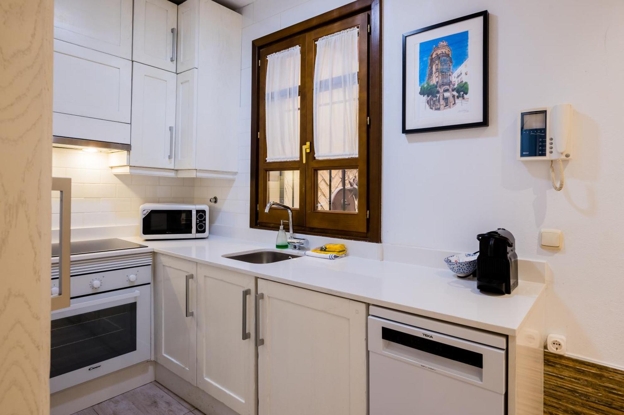 Апартаменти Beautiful And Cozy- 1Bd 1Bth- Arenal Center Севілья Екстер'єр фото