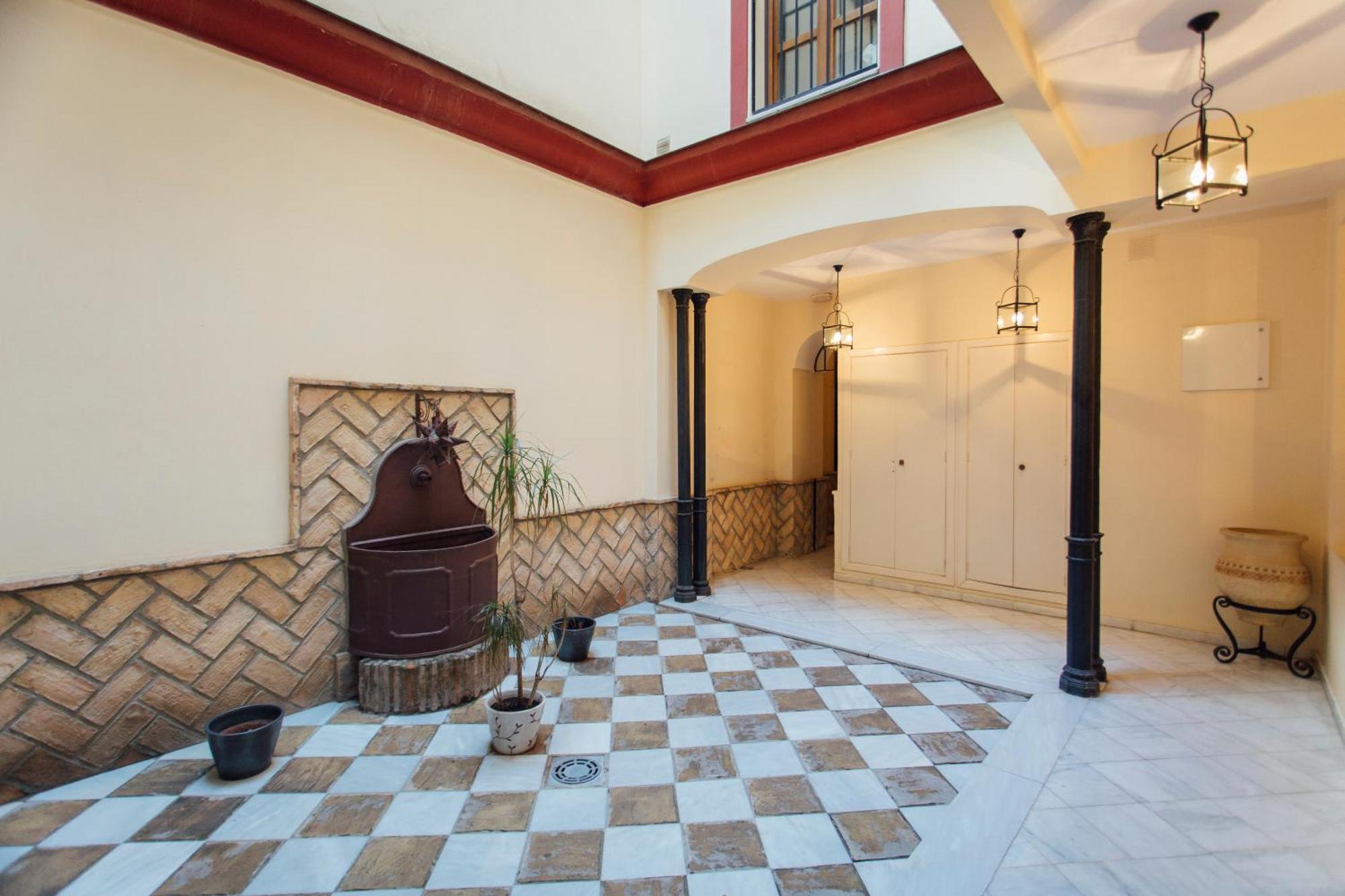 Апартаменти Beautiful And Cozy- 1Bd 1Bth- Arenal Center Севілья Екстер'єр фото