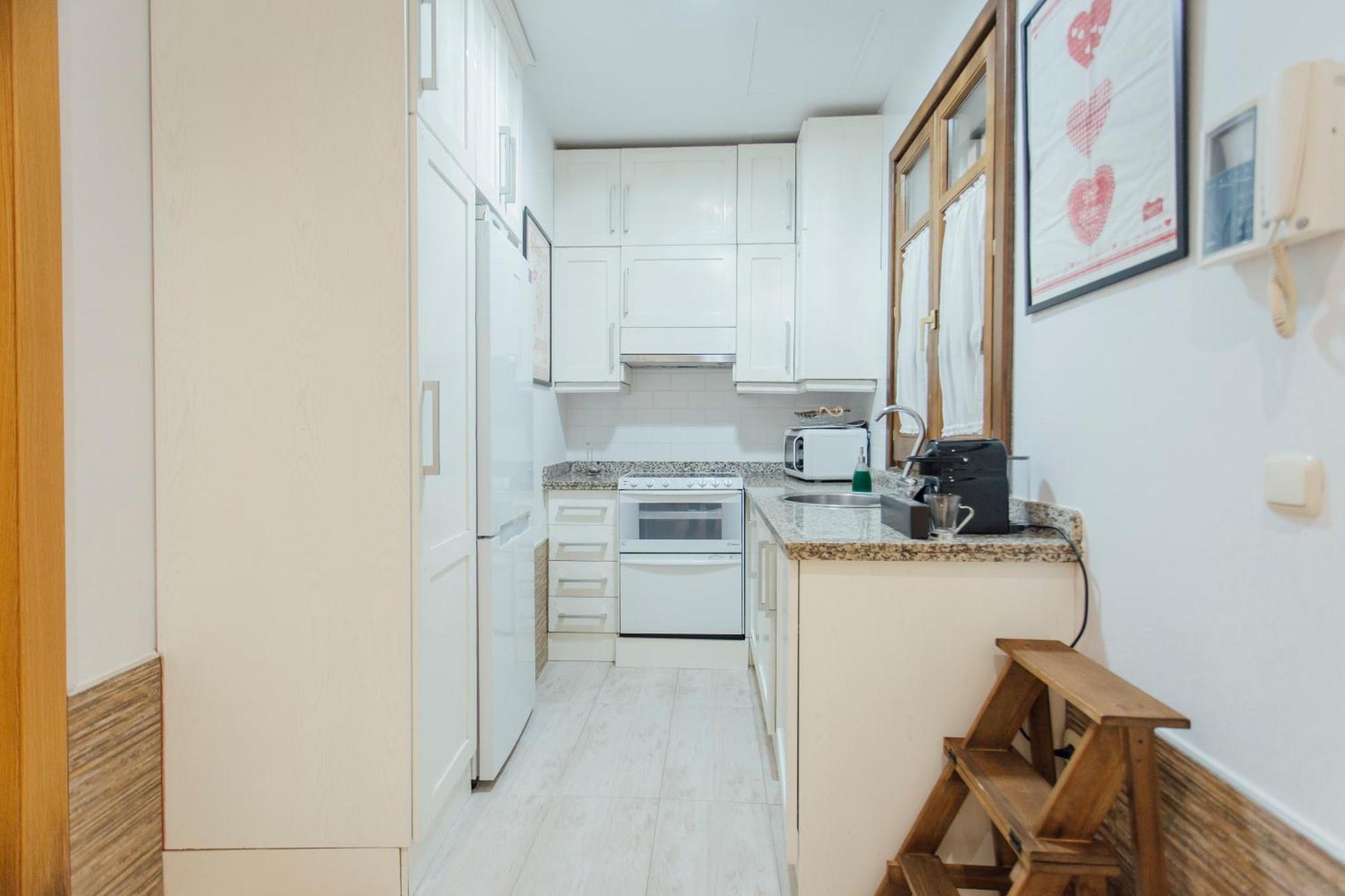 Апартаменти Beautiful And Cozy- 1Bd 1Bth- Arenal Center Севілья Екстер'єр фото